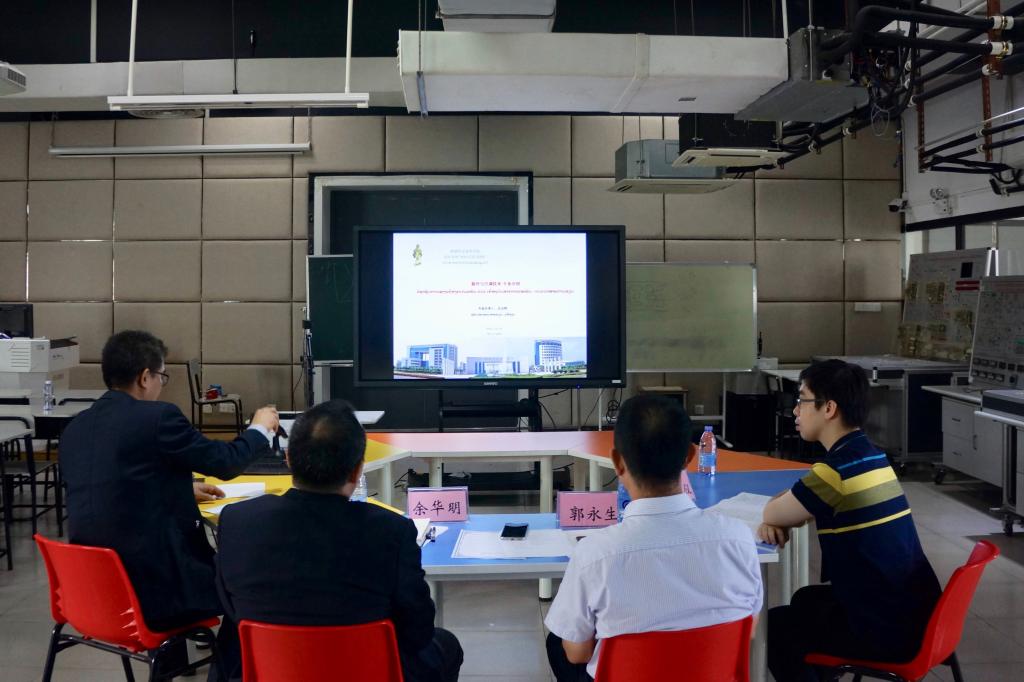 67D8CA460F79D5DEC5DE3934052_A6F3763F_14ABC