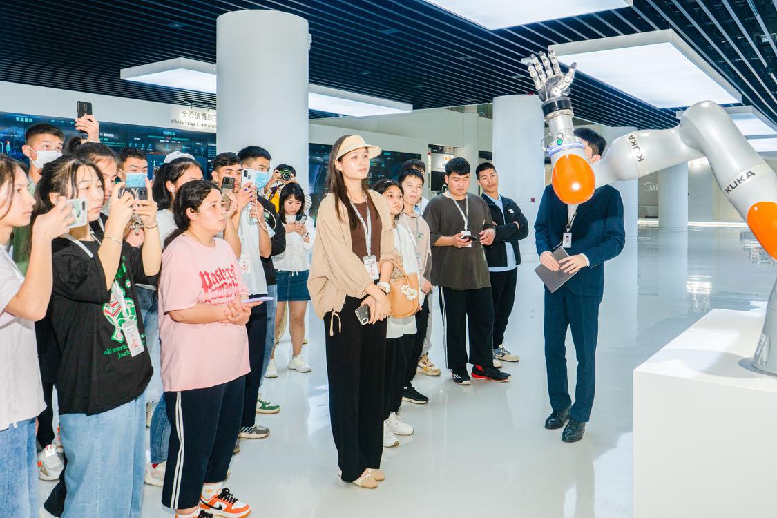 E0919C5F86B0A9F63912FA32131_F006C3A7_28301