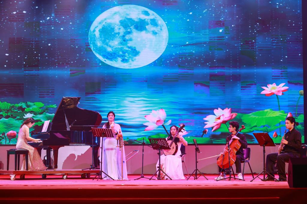 49E76B53B03719C2C432C9626F2_3484DCAA_1B70B