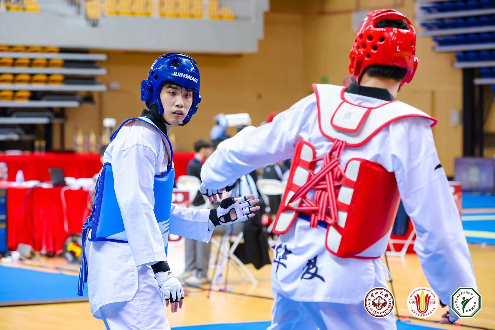 90BA58FDAF50779C0C011ABDEE0_C5D1AC15_E2F57