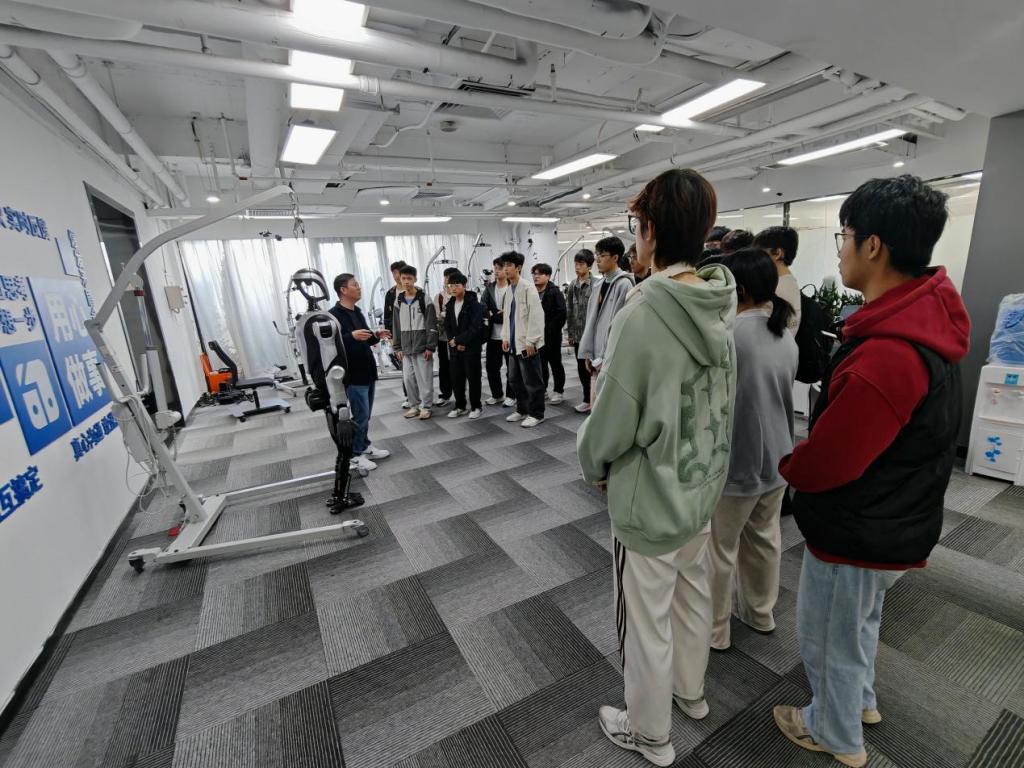 64AF92777A4BA5F2260495BAA9B_4B2D7E09_1EFA8