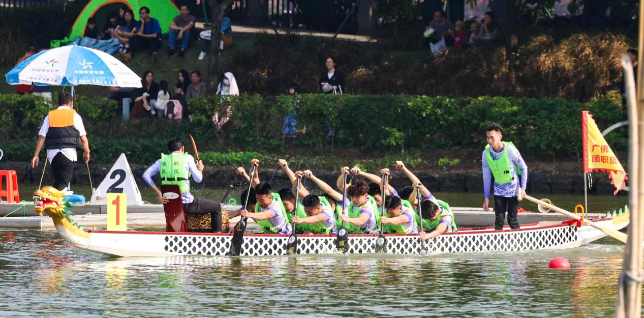 E7902BF9A7EB3721508EF425BD8_1A94D91C_925E8