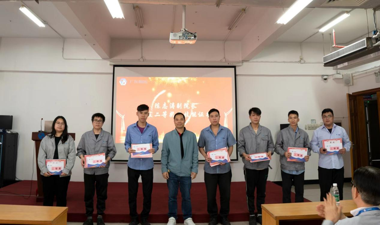 37044F557C2A00944D14EF01328_85977908_BEDC5 37044F557C2A00944D14EF01328_85977908_BEDC5