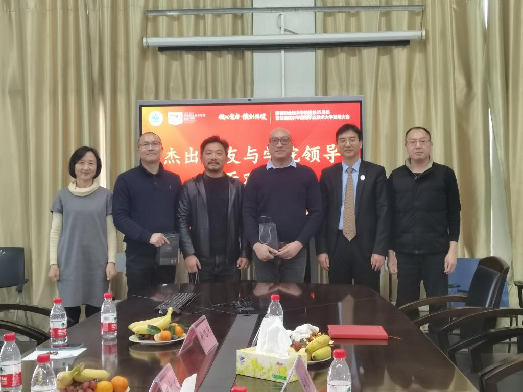 D360DAC2A2633D07FBF5DCDE2E7_6A9E2EE5_16792