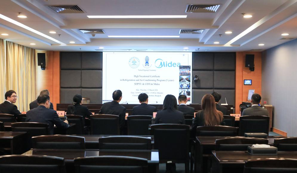 BFB4A74D98CA4DD0859F74C0A20_92FDC84F_87444