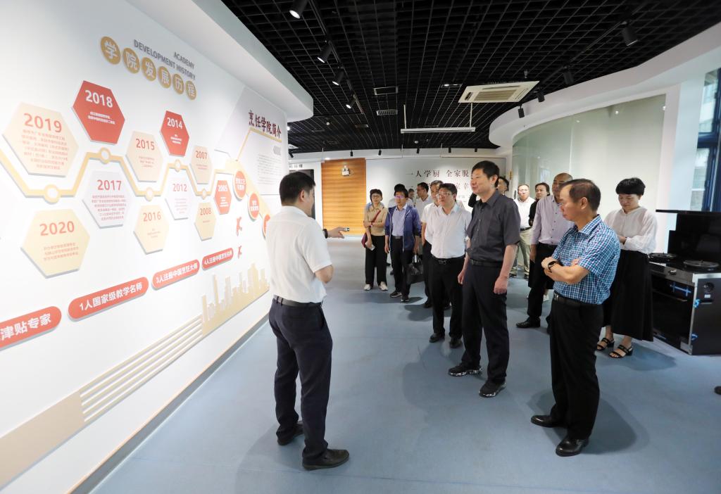 31D83998A100ECE6B0D02C77C4E_2FBC268B_14FDD