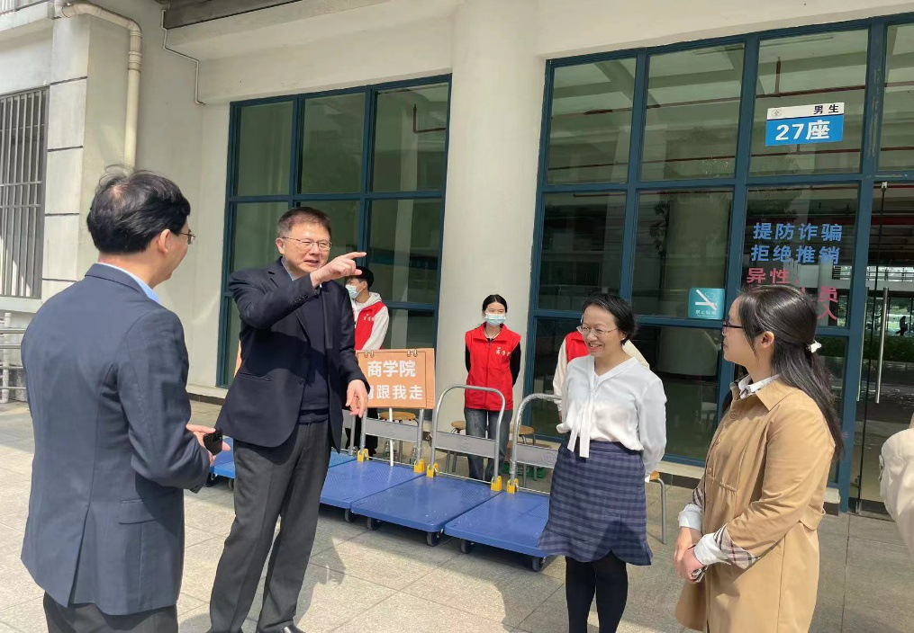 678F3D572FF188F7D6E0F8DA576_5C1D1379_E5F92