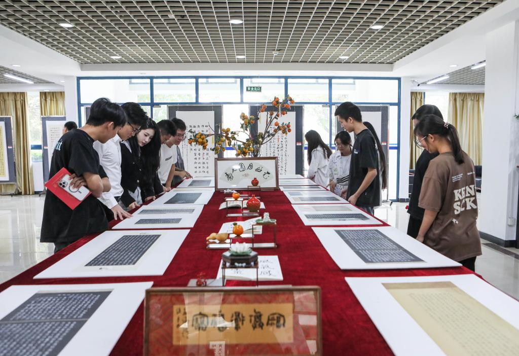 51A424A6971198401FFE7F38D49_53A8CA4B_1FB95