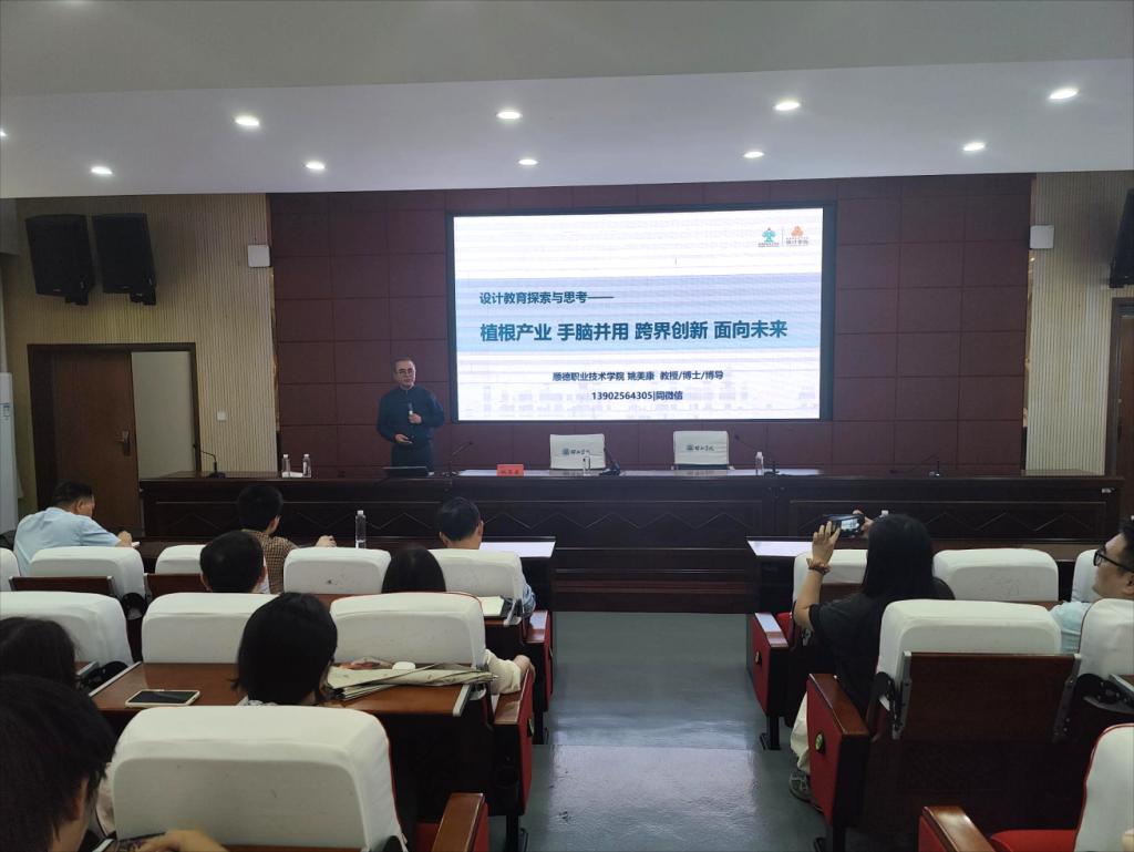 CEBC12F16F7AA5E4BE1256F8480_F13ECD5D_12EB4