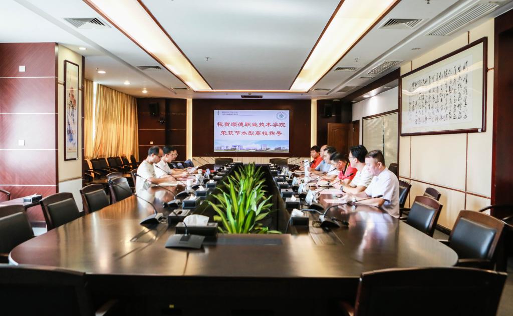 03836A67632C8EF244A656AFDDD_126CEC8E_16419