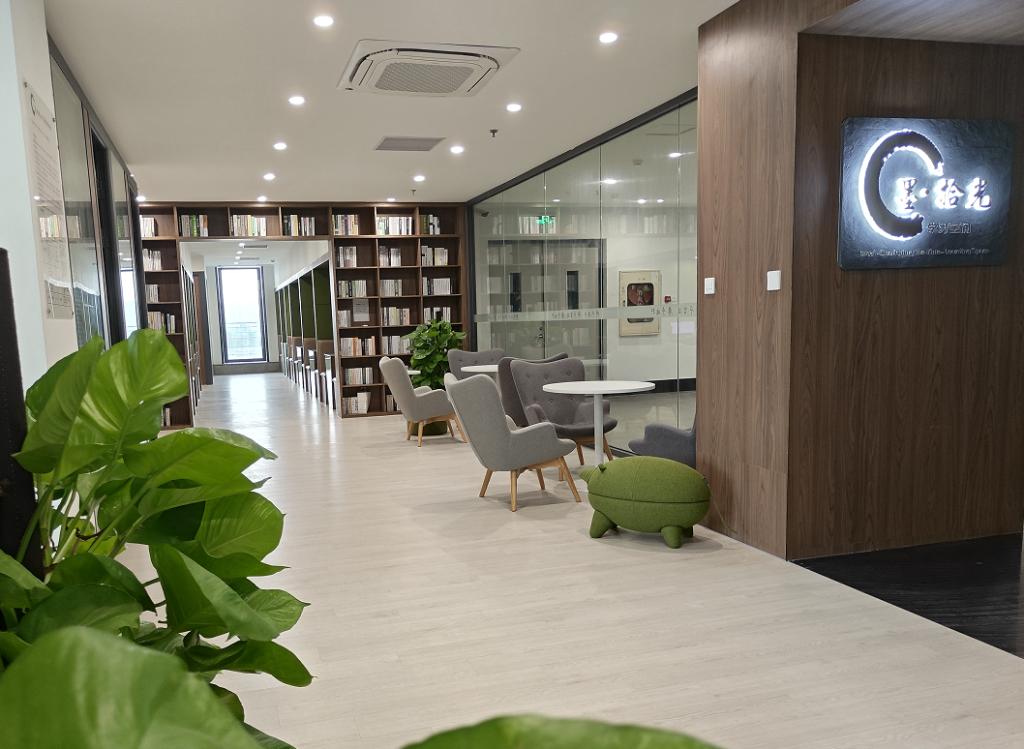 3CB68800EF5D5CCBA5237B398F9_2D9C4428_15E4A