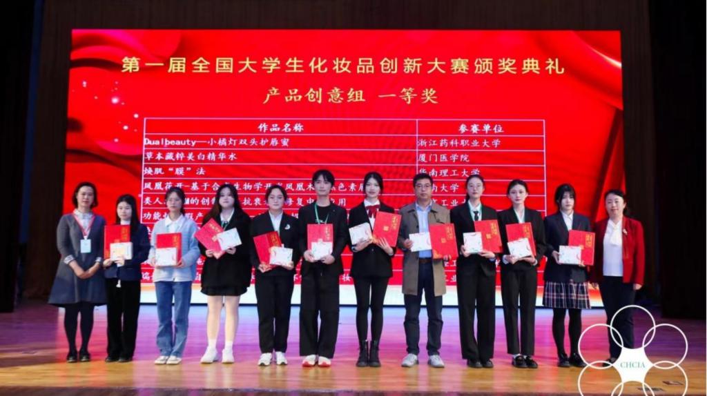 6B626DA2952C5B5486C782D98DA_641AD3E4_14885