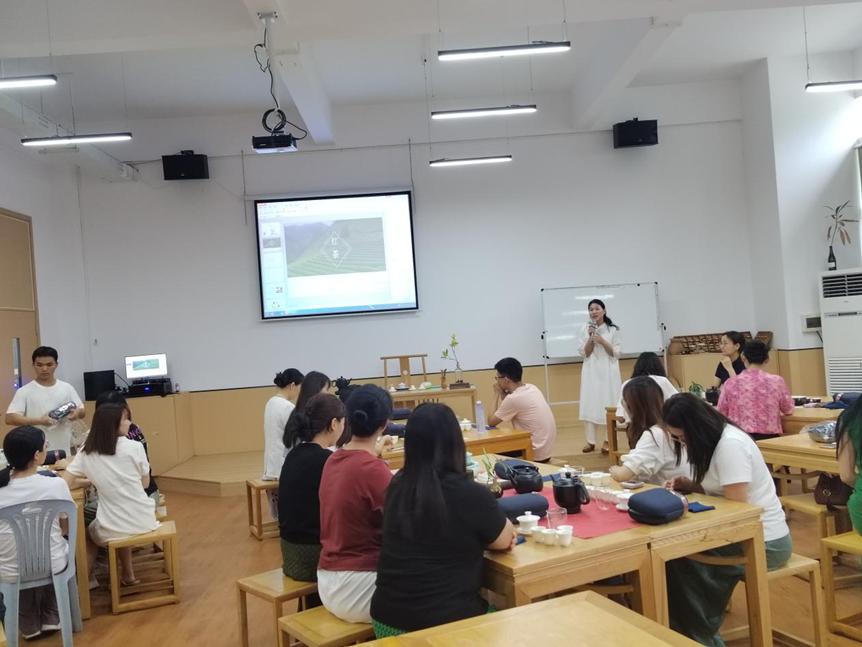 EA375E2564701495A44B4041EB6_FE1E95A8_F56F