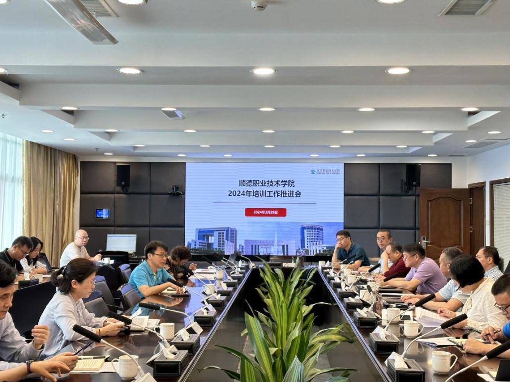 A0DF4187CE22E54CAD091D0B0D7_8ECF7EBB_1CA35