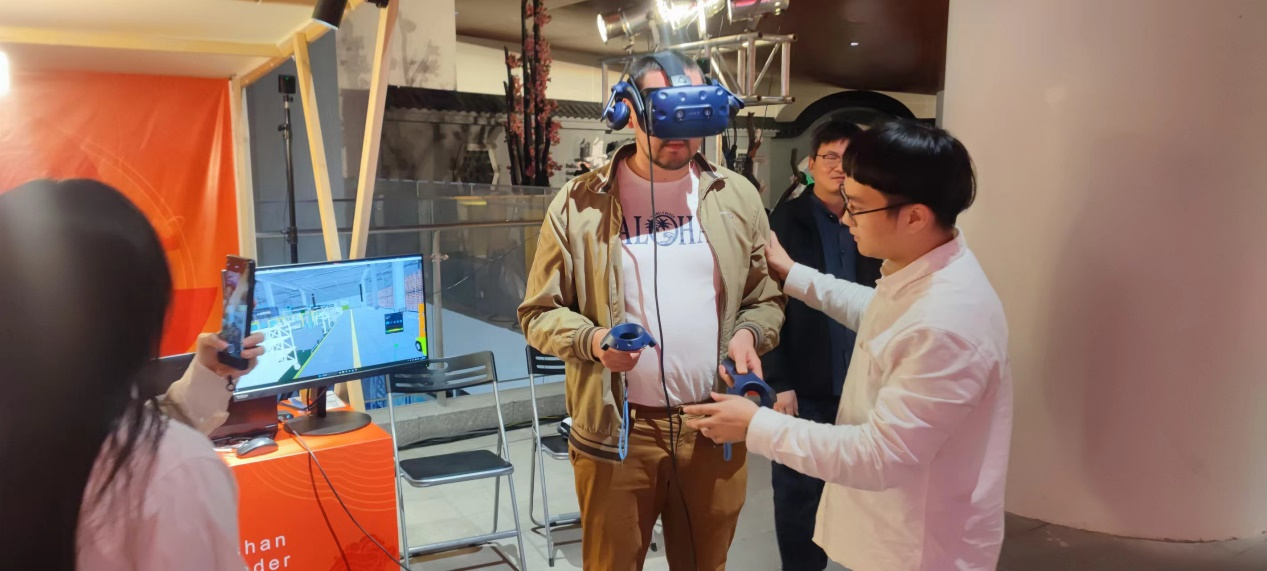 BD6CA8E0F48F18458196FEDB8E0_CB409AC5_BC2E3