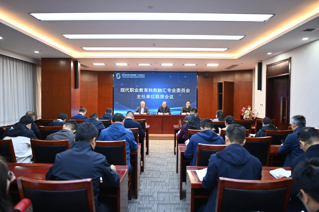 307B701ABB005E4C7BC7695858A_9E9E3FF8_B12ED