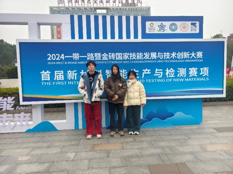 5FB7856A78FF8734E0D7804D424_F2A0CBC5_86637 5FB7856A78FF8734E0D7804D424_F2A0CBC5_86637