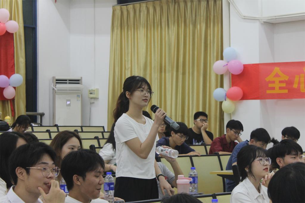 1FC29E460495F59E51F8F087132_BFE8823A_1238E