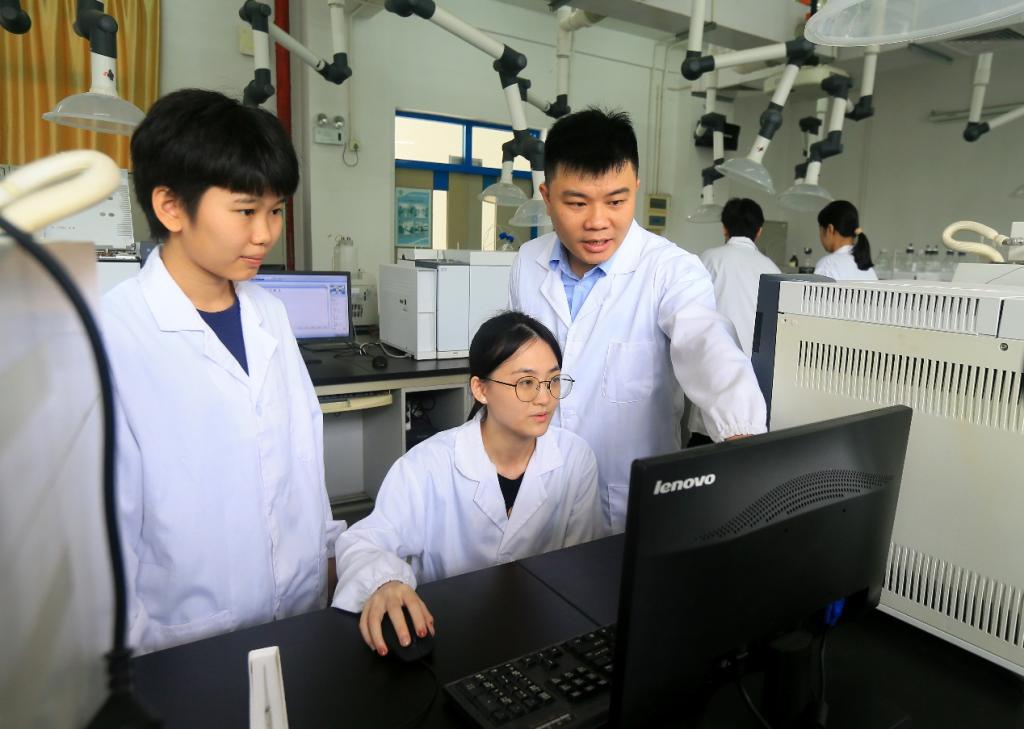 3B880D99B0C7BA853766E1D2C22_9428F21B_142FC