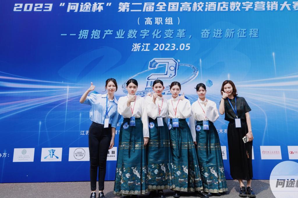 3E7CB2F786430783D57AB2AE677_460BE195_18AA1