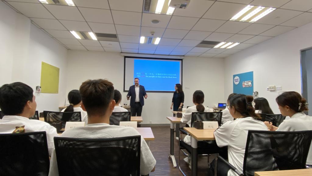 7BD7B4669D57F2557DF8A6C20E4_AAFCB696_FE82