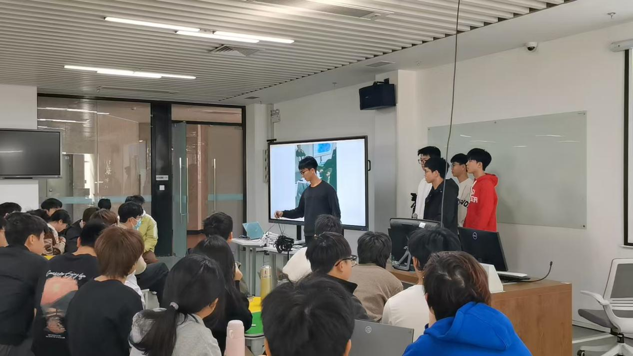 85AF44DA27EF10FE9AAF2E48940_BFF8D4ED_AFE58