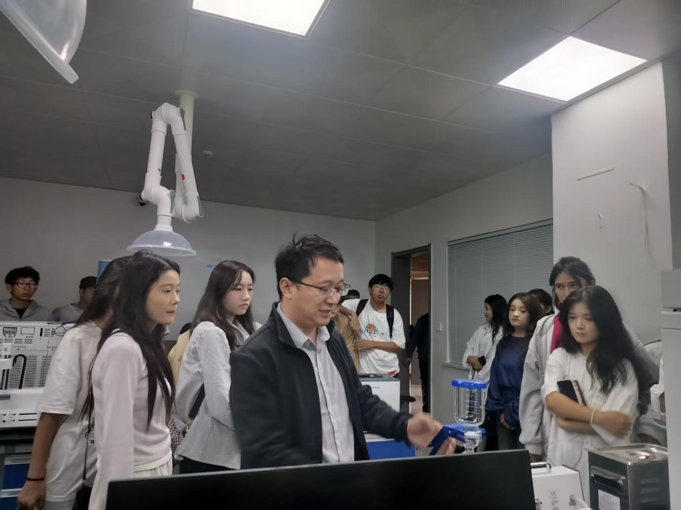 A74E1C66ED4E2A84D2D28FEC0D0_2B59A557_C24EC