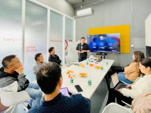 05E423F0B9E94D63729BAF62785_308E3E39_3C558