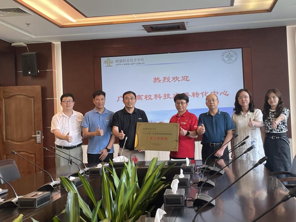 ECB2E2835AB6869D9D5B5644FCD_3E1D3AEA_19998