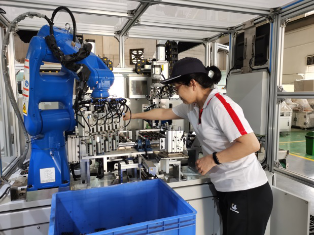 5B522E7ABE80B5429D2D5D1C446_F7BA2E13_6CE96