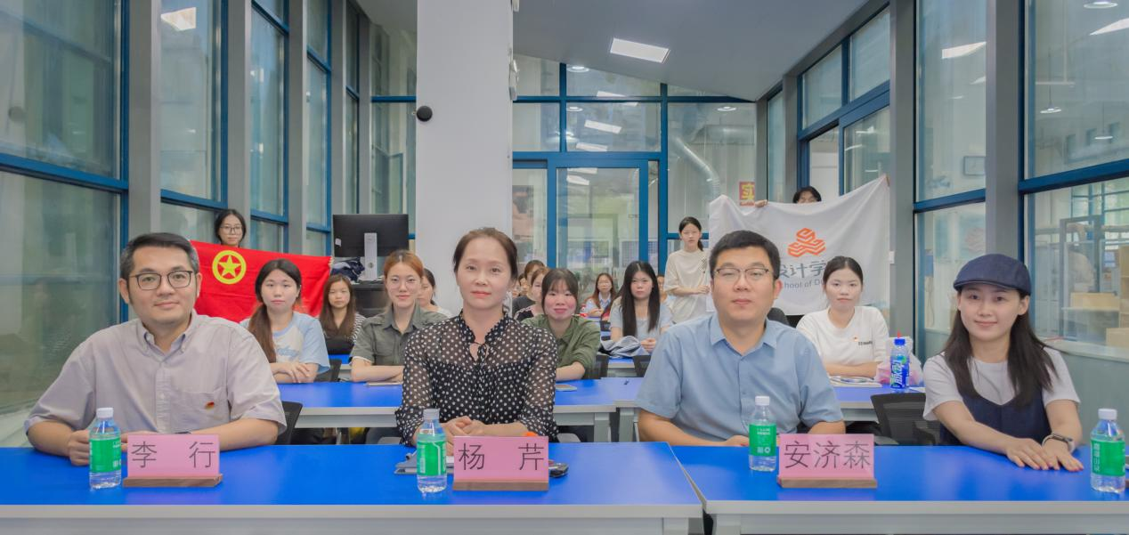 884A8C13C4C87157FC0E4EDAC28_60700922_C72F8