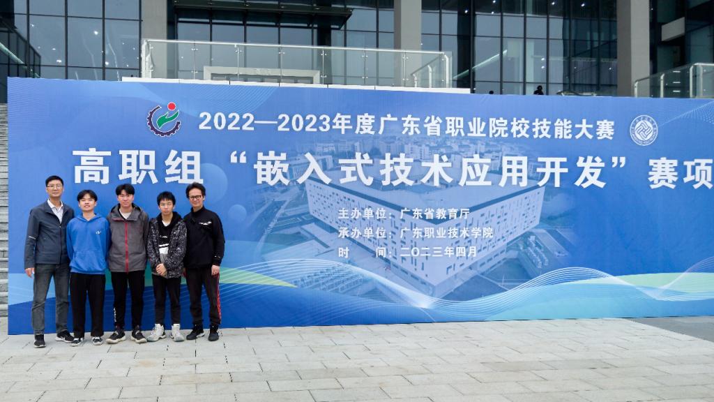 D043337900F0886A311932B1C5C_26AE7F89_16A40