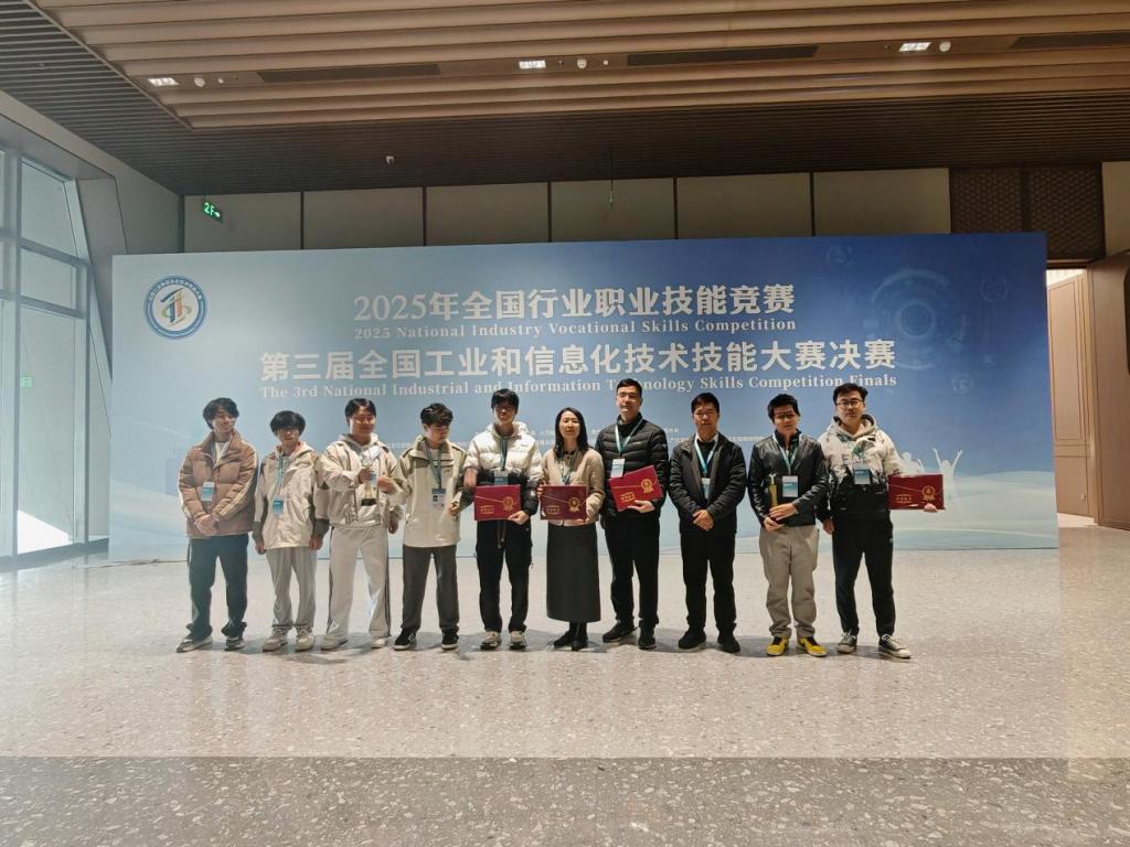 DE8DAB0EBC35394F71FA95795B6_2BBCE017_1CB4A