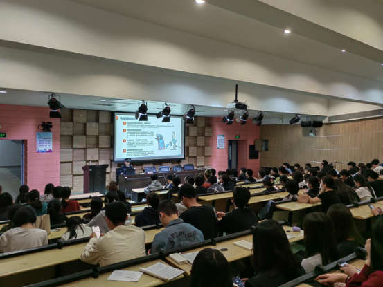 1B1238D114F438DB6E7FBEB977D_99232ABB_437E8