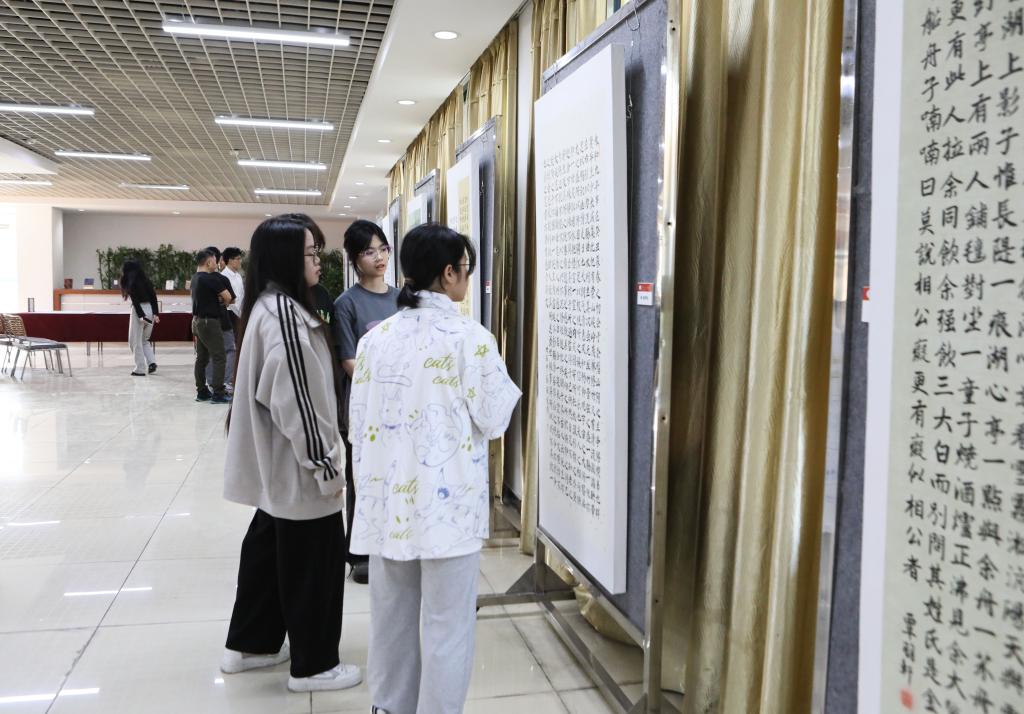 62385017525AF226E31D62AF91D_A7201466_1AC03