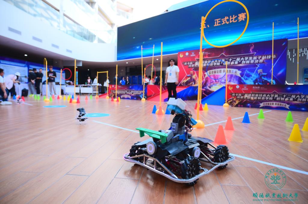 898A06E88D13D9E4A38DC7B0627_D19905C4_18970