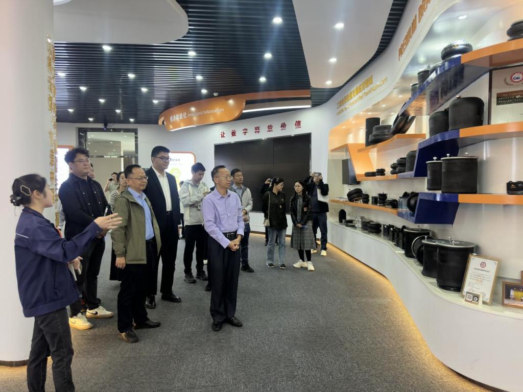 F0E5661194CF801CACF5EAD140F_F65DFAE2_1B9C2 F0E5661194CF801CACF5EAD140F_F65DFAE2_1B9C2