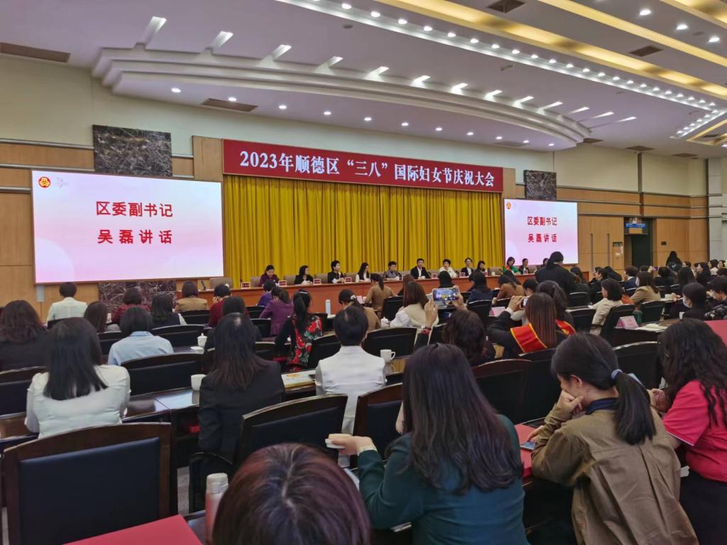 082CCC276CB42628F25F6229814_8197EE77_18D84