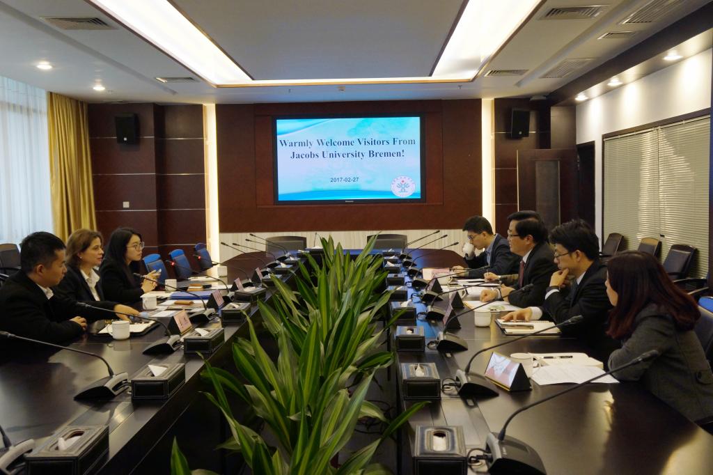 52FAC01DC84F7E0555761A2F2E7_FA55D0C7_18904