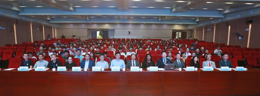 FF2B89F786D9B154364D95C0158_B32C1A36_DF60