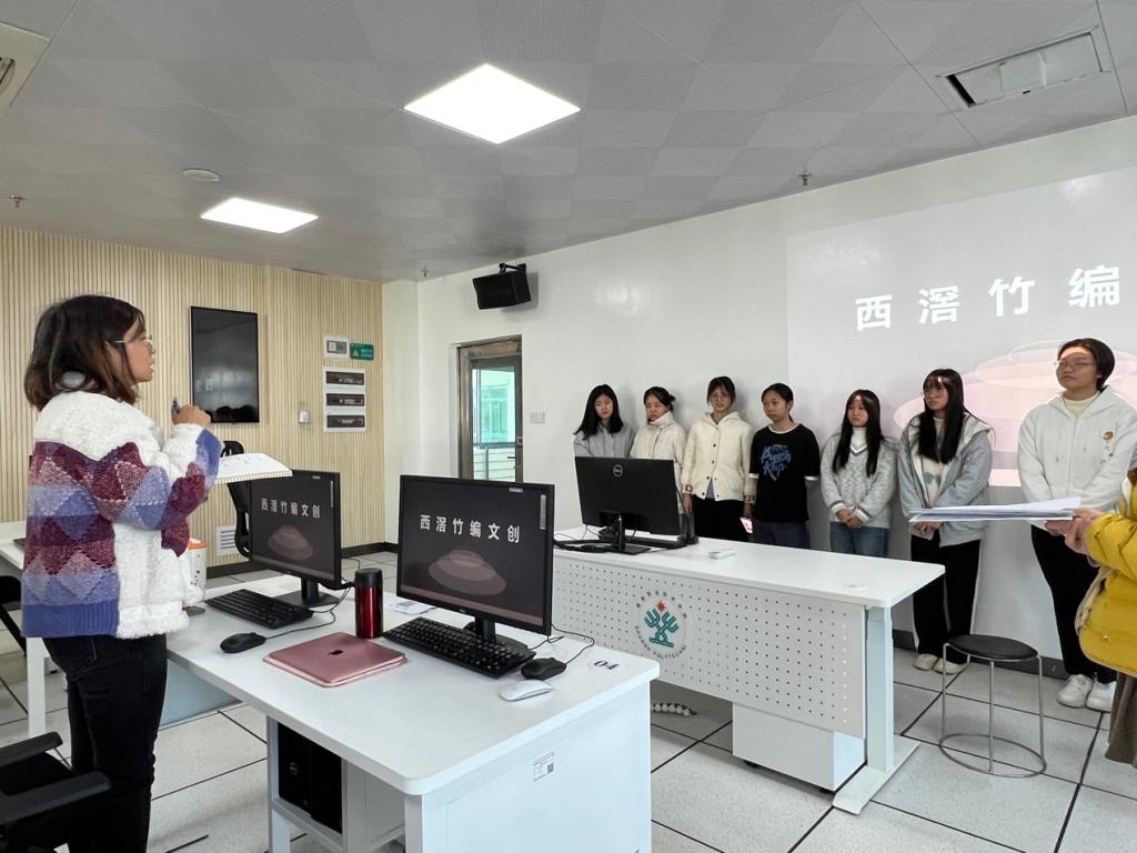 8497DB2FE5DF5EC7F80921CE364_F3F43A29_17AB3