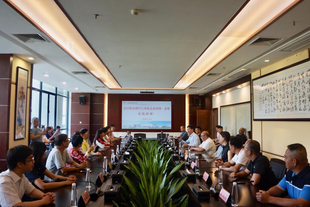 2CE7C66EC73FE571F80C82D1F69_1F6D0D55_19FA5