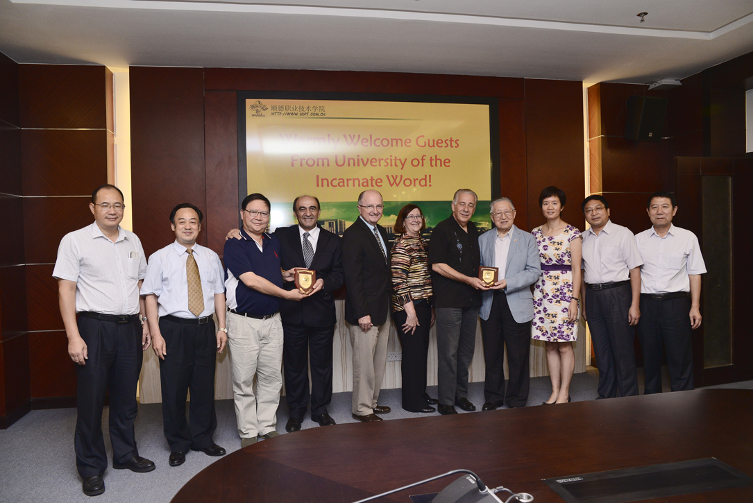 A9EDF747E0F101B89402FC58422_F5DC6797_8D89D