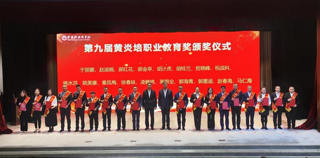 56AD115E93C2D33917F2BD57AE3_AD95758F_12FA7