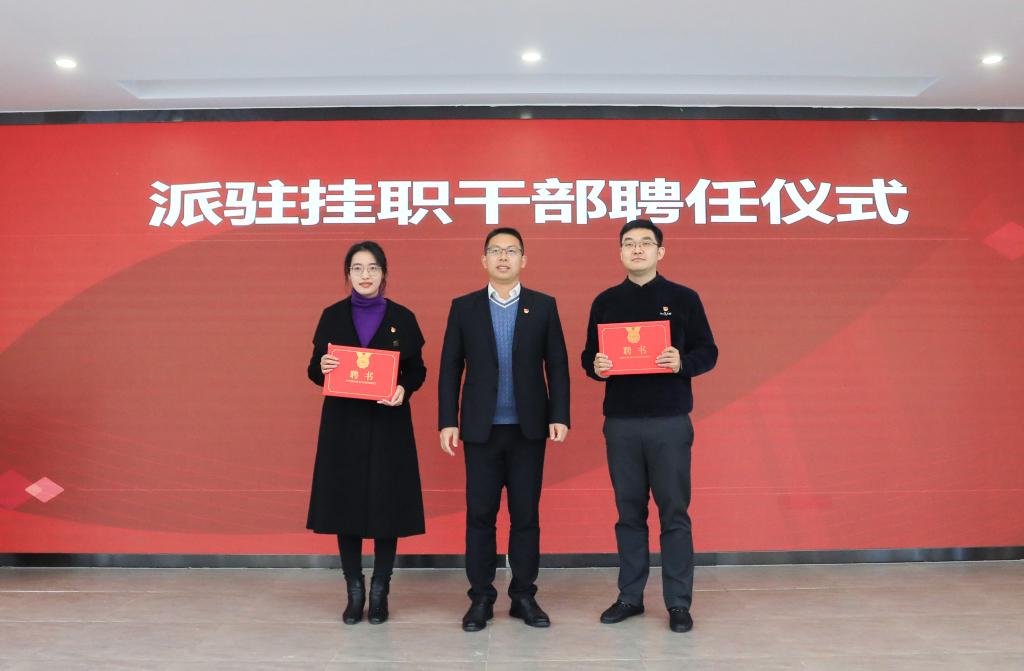 F17FF59F0C2DD2FADBB49FAEEB6_9A551B23_ED3E