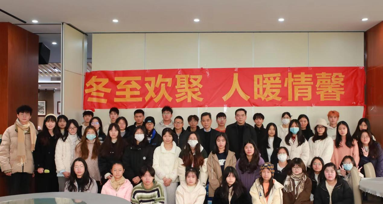 F86B04A285E9ED628901AD1277C_D3E86E6F_D5FD5