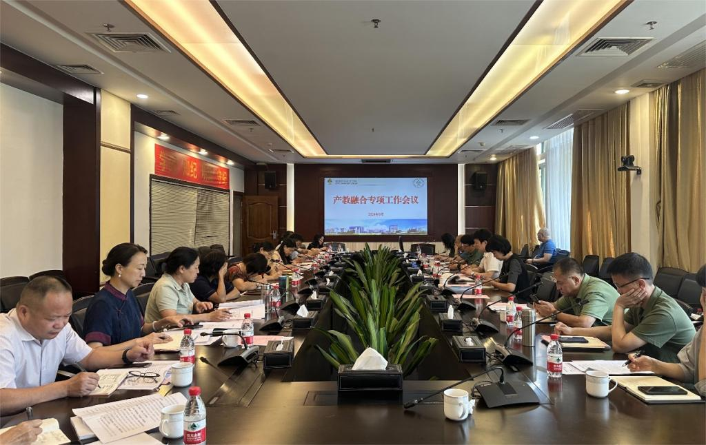 5834F19D4D3B9606A53821687E9_5EBCF3D9_D7E2A